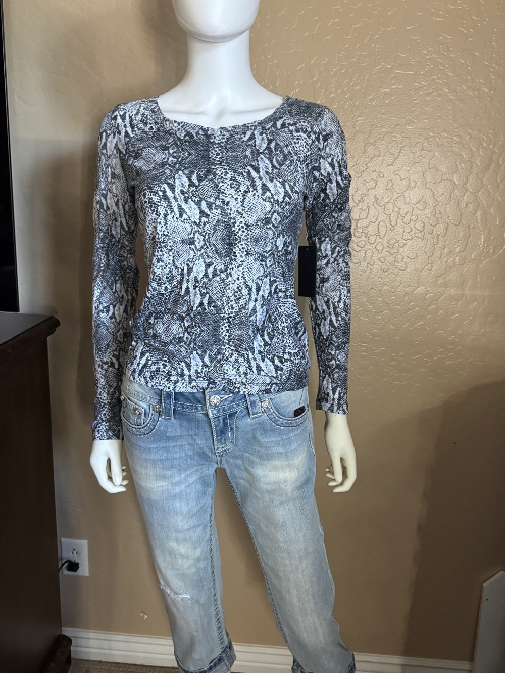 Guess top medium - Picture 2 of 8